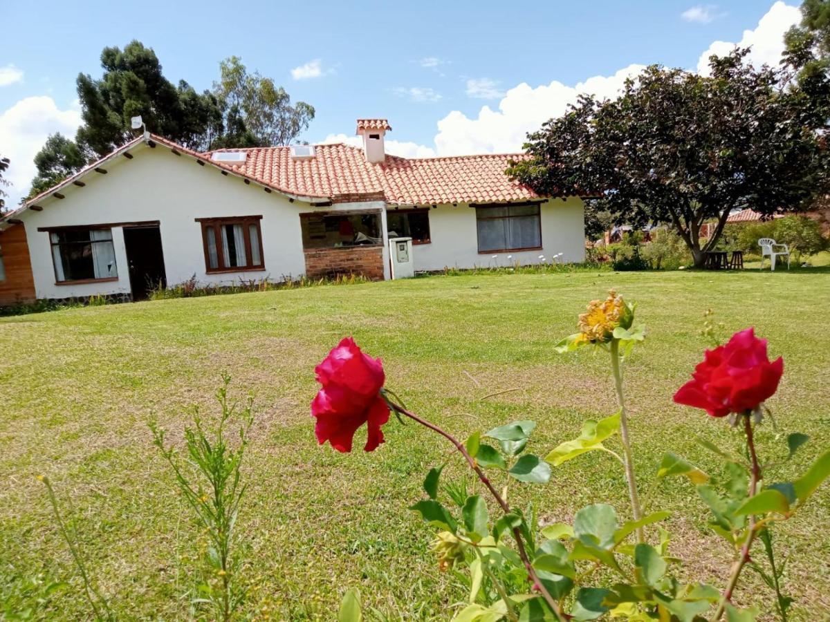Hospedaje Y Zona De Camping Pistacho Casa de hóspedes Villa de Leyva Exterior foto